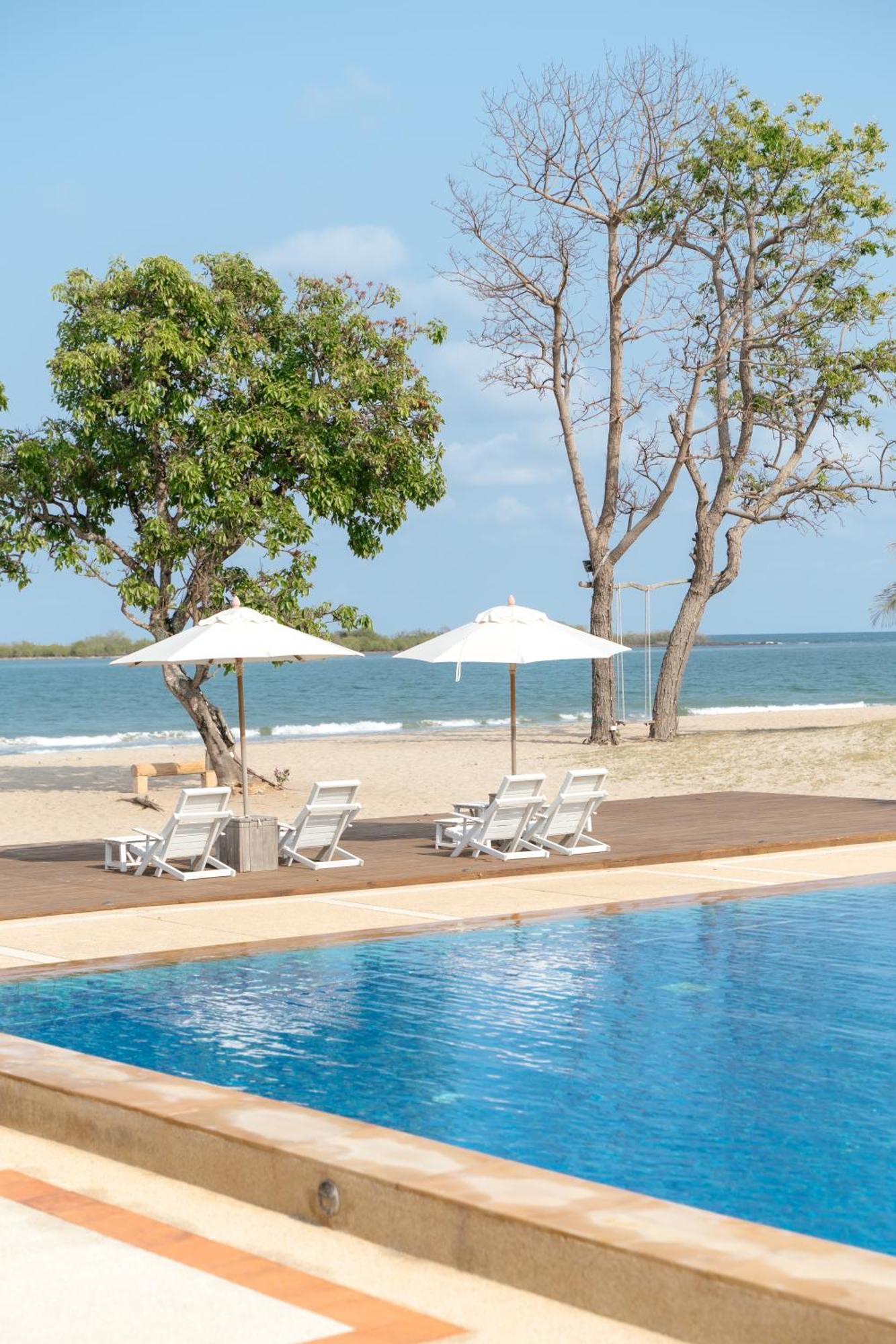 Sirarun Resort Ban Krut  Exterior foto